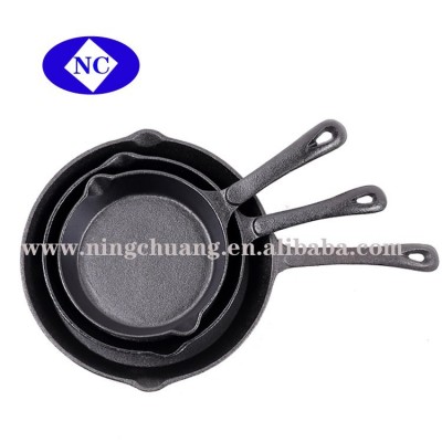 high quality cast iron cookware set with pre-seasoned coasting