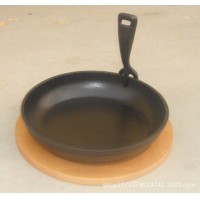 Popular design cast iron sizzle pan with wooden base