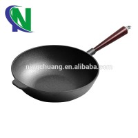 Wholesale non-stick Cast Iron cookware wok with wooden handle